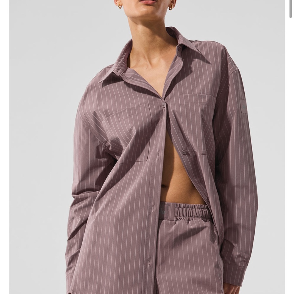 Authentic! Alo Pinstripe Daylight 2 pieces  (Button Down Long Sleeve & Short)